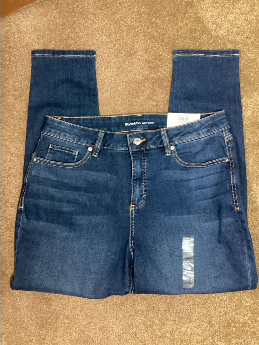 Macy’s Style & Co 14 Short Curvy Skinny Leg Mid Rise Tummy Control Jeans NWT...